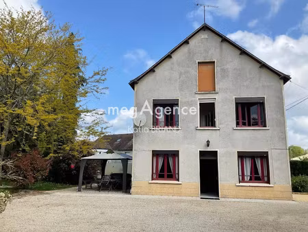 vente maison 6 pièces 112 m² à montjean (53320)  243 000 €