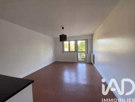 location appartement 1 pièce 27 m² à orsay (91400)