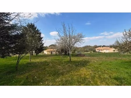 terrain à eglise neuve de vergt