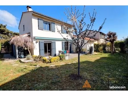 maison 5 pièces 107 m²