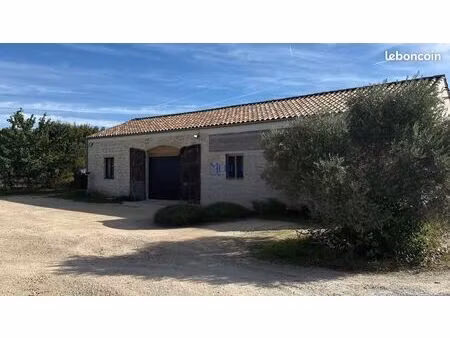 local 160 m² aubagne