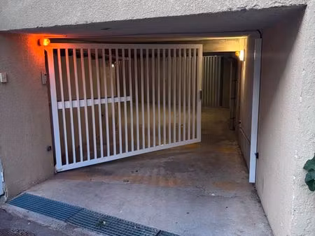 parking prive ferme dans residence securisee a beaulieu sur mer