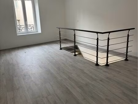 local mixte  professionnel + habitation