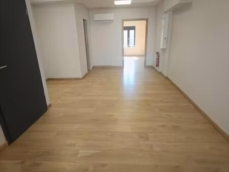 local sainte suzanne