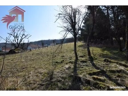 terrain 1093 m² étouvans