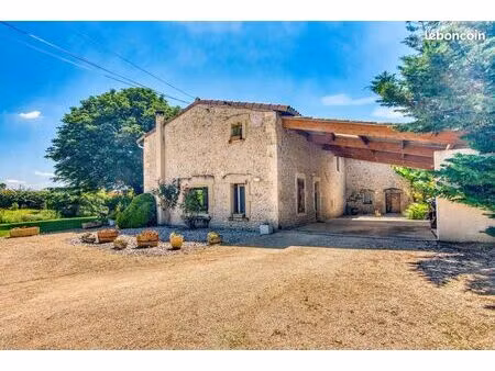 ferme 9 pièces 227 m²