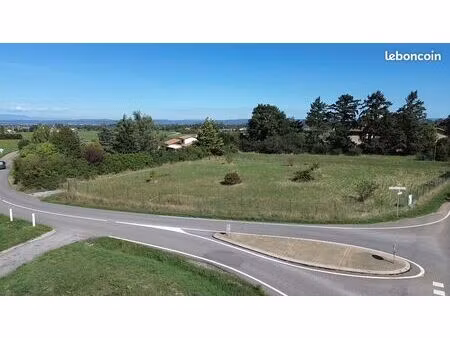 terrain plat de 335m² à 651m² dans un petit lotissement