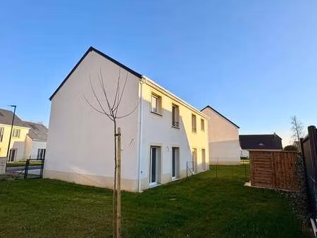 location maison à cambes-en-plaine (14610) : à louer / 80m² cambes-en-plaine