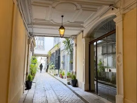 local commercial 47 m²