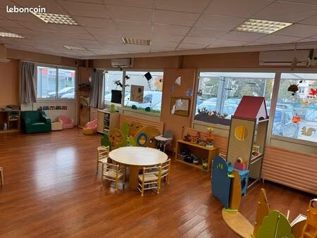 local loué idéal pour placement 9 %