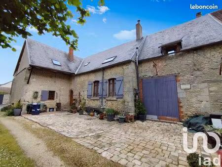 maison 6 pièces 257 m²