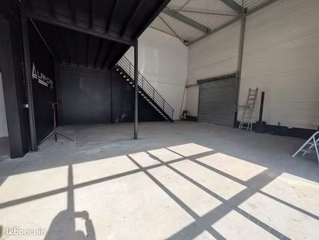 local d'activite 281 m² saint aubin sur gaillon