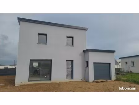 maison 105 m² plomelin