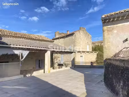 immeuble 4 pièces 110 m²