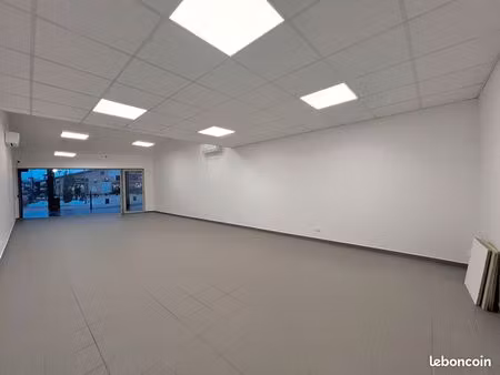 local commercial 84 m² plaisance du touch