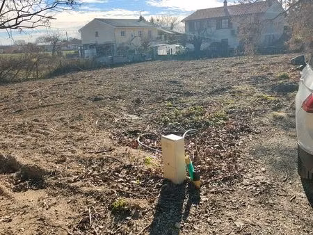 terrain 684m2 viabilisé seysses