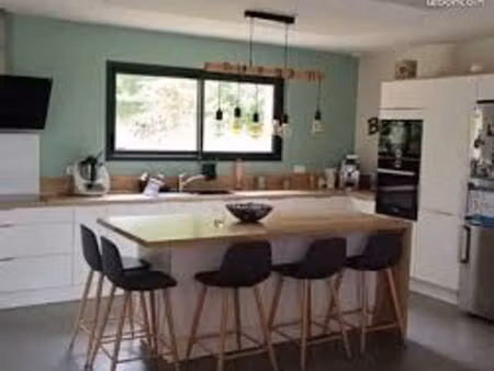 propriété 4 pièces 90 m²