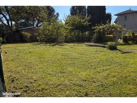 terrain 300 m² labarthe-sur-lèze