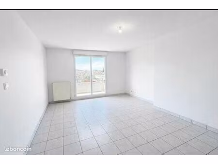 t3 64 m² avec grand balcon 11 m² – parking – résidence fermée – launaguet village