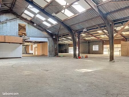 entrepôt 1299 m² ploeven