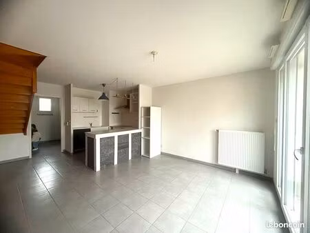 appartement 3 pièces 61 m²