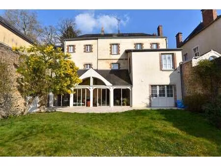 vente maison à laval (53000) : à vendre / 315m² laval