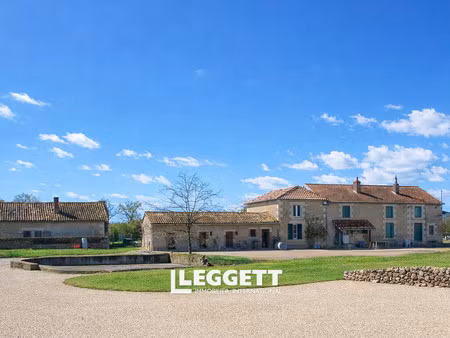 maison 6 pièce(s)  saulgé