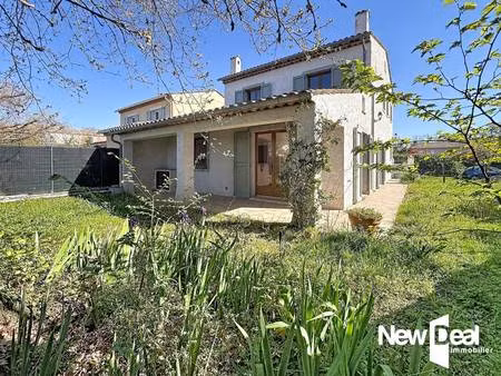 maison de 125 m² – 5 pièces sur un terrain d'environ 400 m²