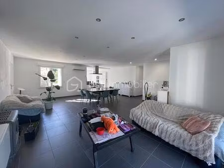 maison de 150 m² à pierrevert