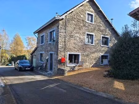 maison (2 ch.) avec panneaux photovoltaïques !