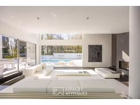 contemporaine d'exception dans son écrin verdoyant