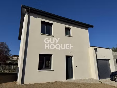 maison à louer de 4 pièces de 97 00 m²