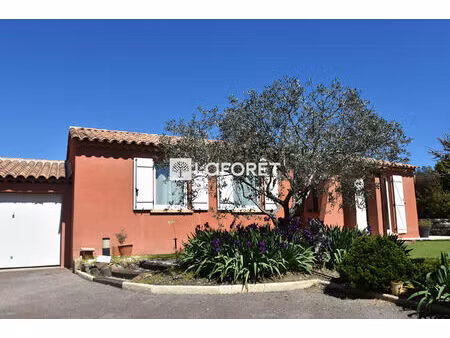 maison à montauroux 4 pièce(s) 100 m2 avec un grand garage et une piscine