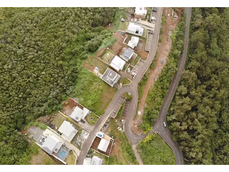 vente terrain 401 m² à la possession (97419)  148 601 €