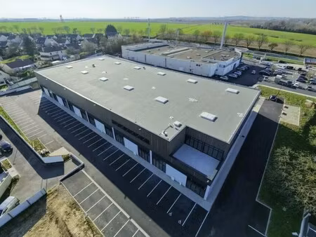 location commerce 250 m²