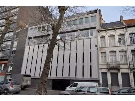 parking/boxe de garage