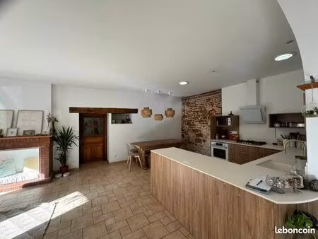 maison 210m² rénovée dpe a - 4 chambres - centre boulogne-sur-gesse