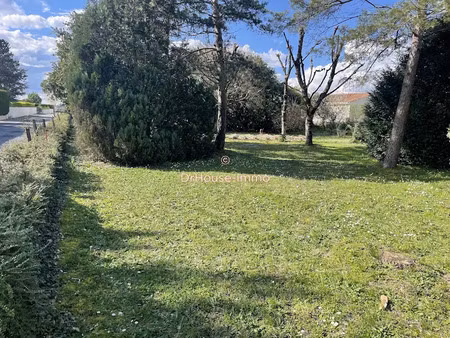 vente terrain 1382 m² à châteaubernard (16100)  97 650 €