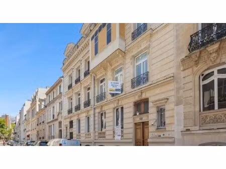 location bureaux 492 m²