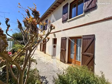 maison 5 pièces 168 m²