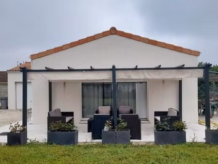 villa 4 pièces 82 m²