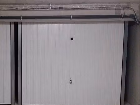 garage fermé à louer – résidence le carignan – balaruc-le-vieux