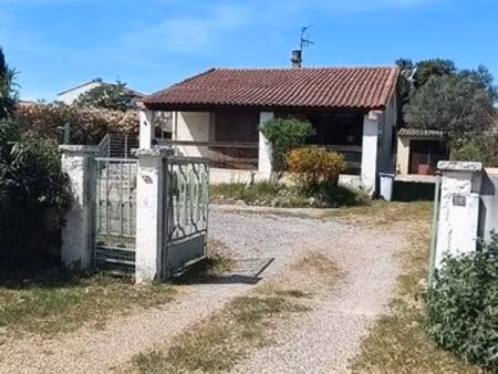 charmante petite maison à rénover