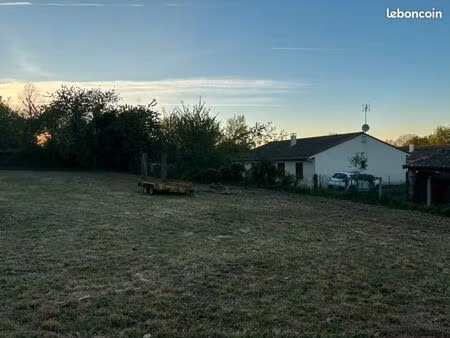 terrain constructible 820m2