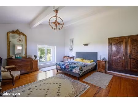 ferme 6 pièces 316 m²