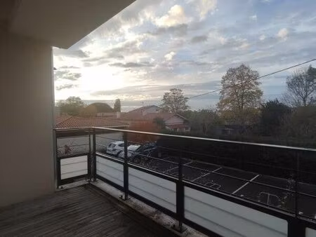 appartement 3 pièces 60 m²