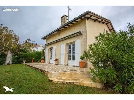 maison 6 pièces 135 m²