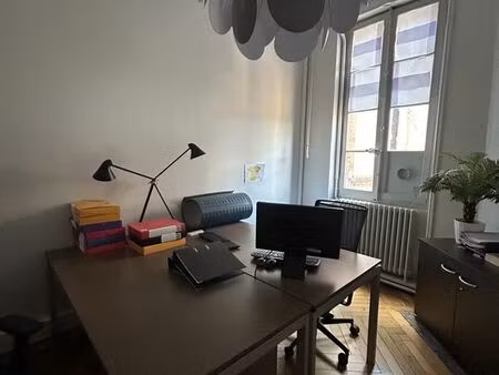 inconnu 5 pièces 100 m²