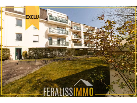 appartement f3 dans résidence sécurisée  proche commodités