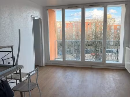 94400 vitry appartement 5 pieces 79.35 m² avec un balcon  une cave et un parking